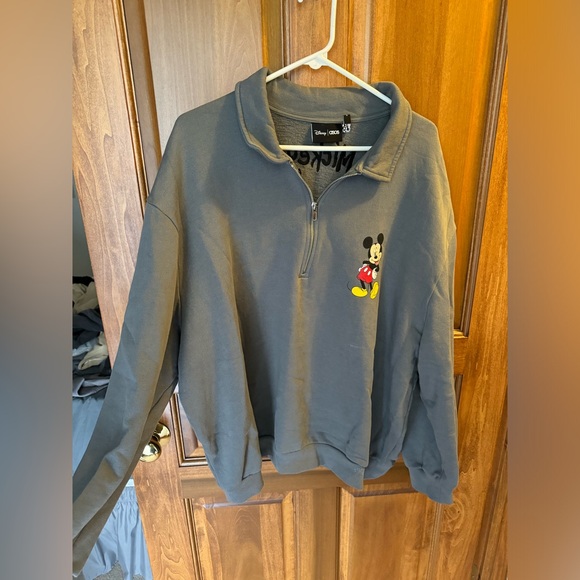 Disney x ASOS Mickey Embroidered Quarter Zip - Picture 2 of 2